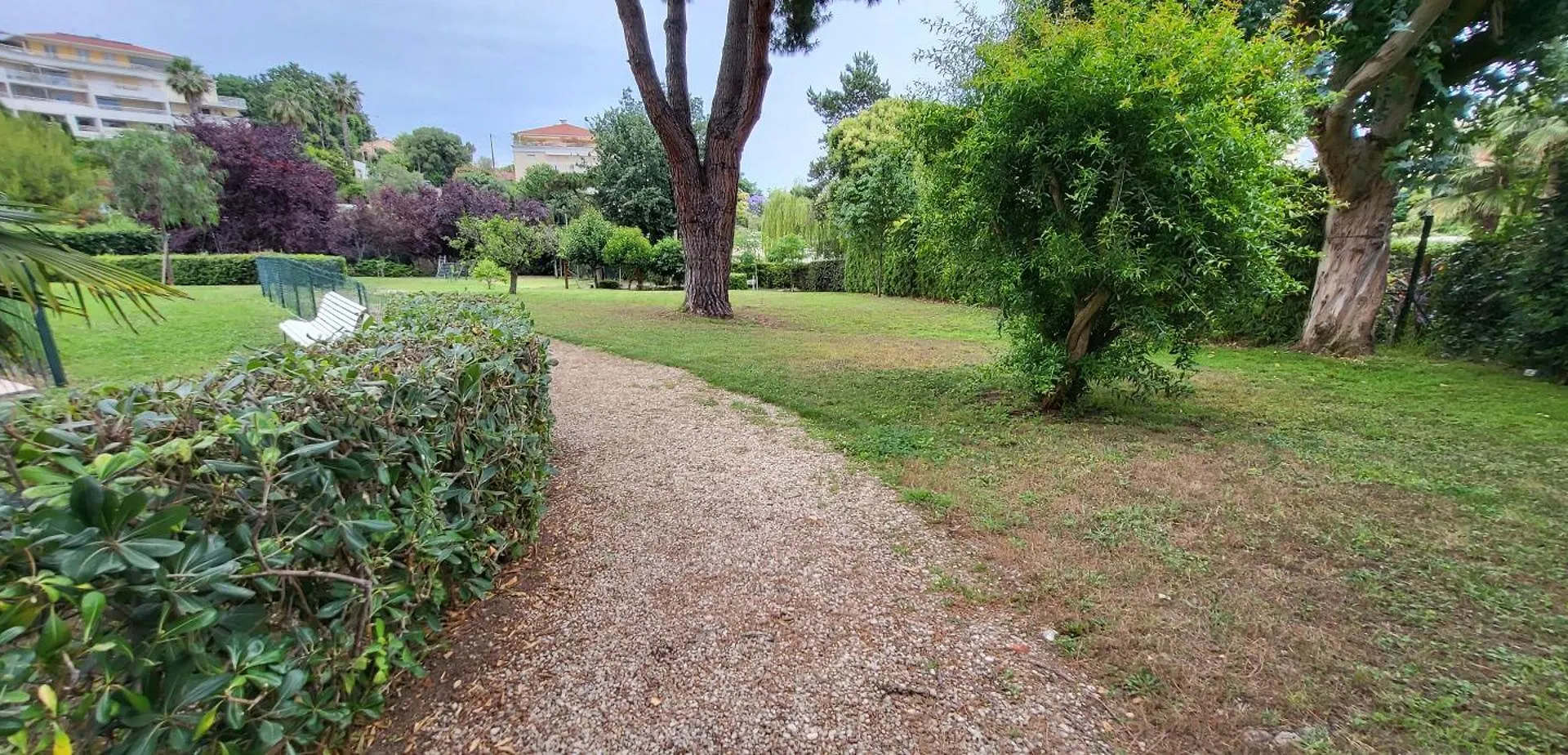 Spacieux 2 Pieces Vue Mer Piscine Antibes Daire
